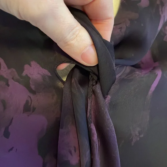 💜SPORTSCRAFT Sz8 motley purple 3/4 sleeve top w neck tie detailing - Picture 4 of 10